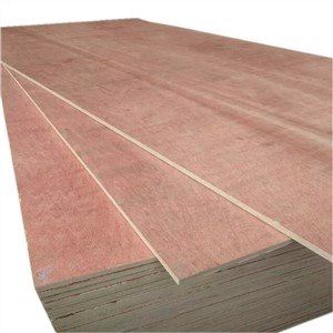 Hwɛ plywood a nsu ntumi nkɔ mu wɔ osutɔ wim tebea mu--山东云齑络--4组--刘洁